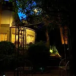 Marysin Bed & Breakfast 3*