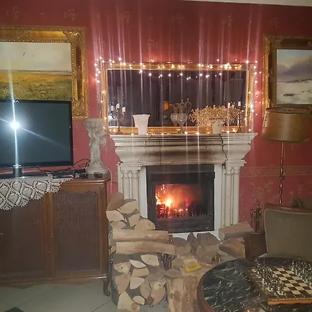 Marysin Bed & Breakfast 3*
