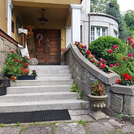 Marysin Bed & Breakfast 3*