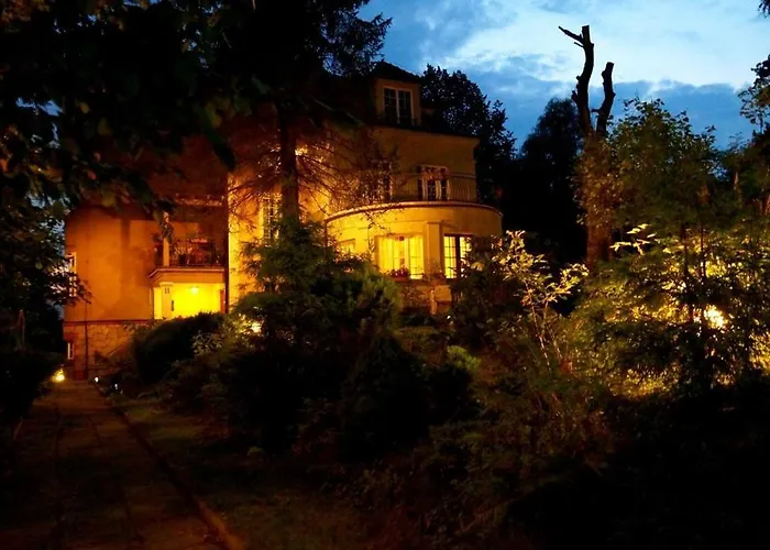 Marysin Bed & Breakfast 3*