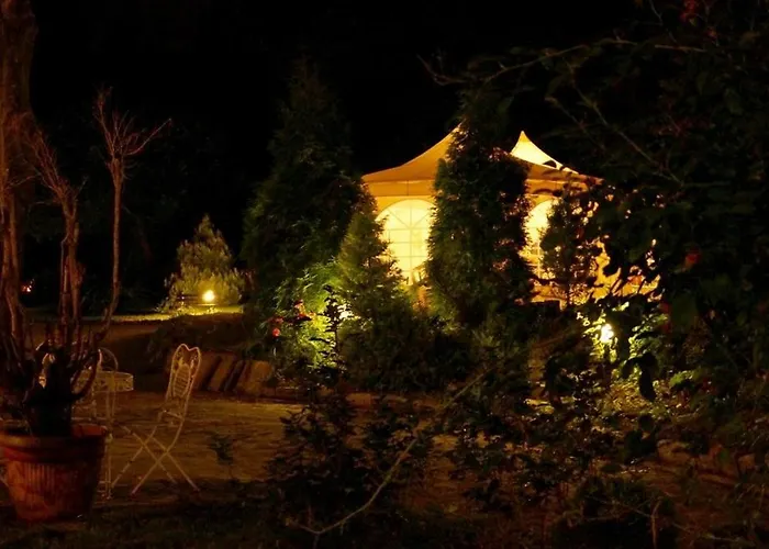 Marysin Bed & Breakfast 3*