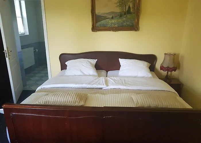 Marysin Bed & Breakfast 3*