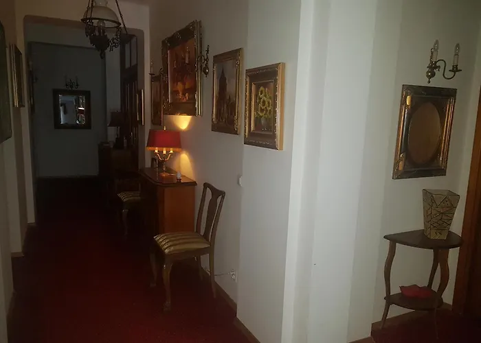 Marysin Bed & Breakfast 3*