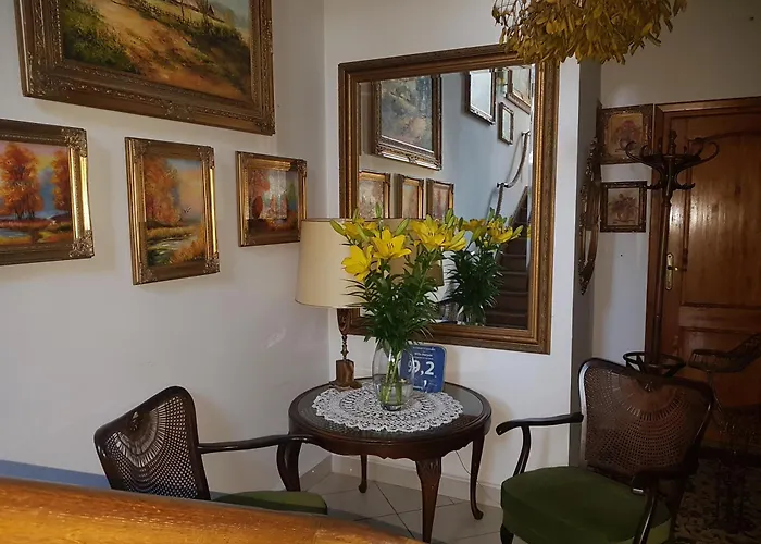 Marysin Bed & Breakfast 3*