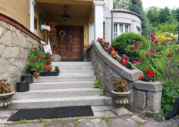 Marysin Bed & Breakfast 3*